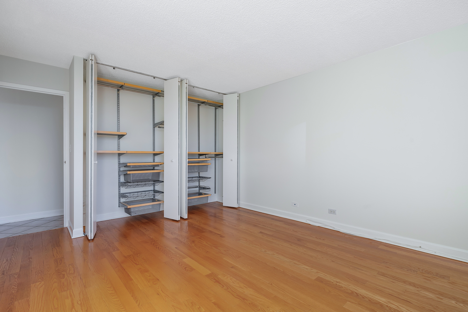 70 W HURON Street Unit: 2203