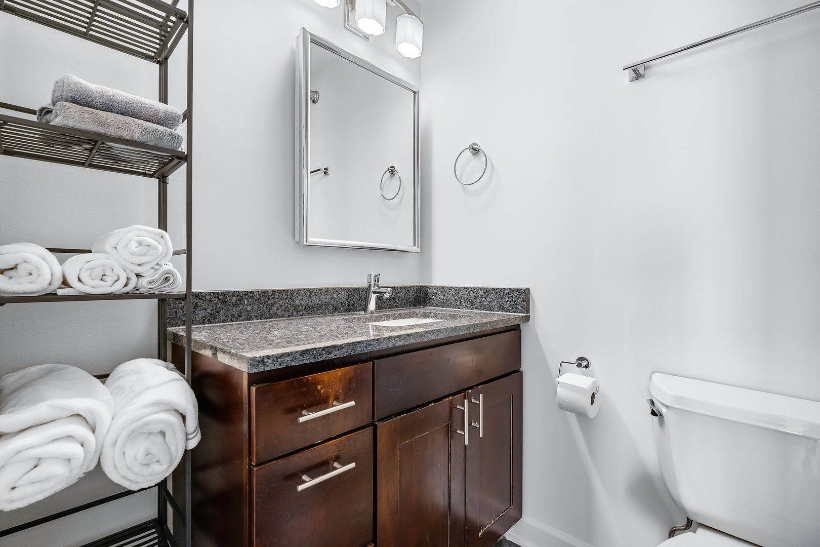 70 W HURON Street Unit: 2203