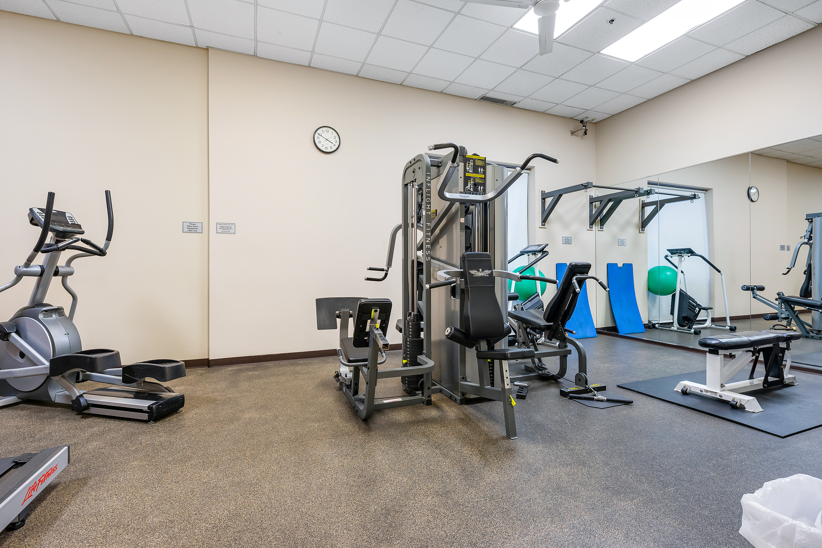 70 W HURON Street Unit: 2203