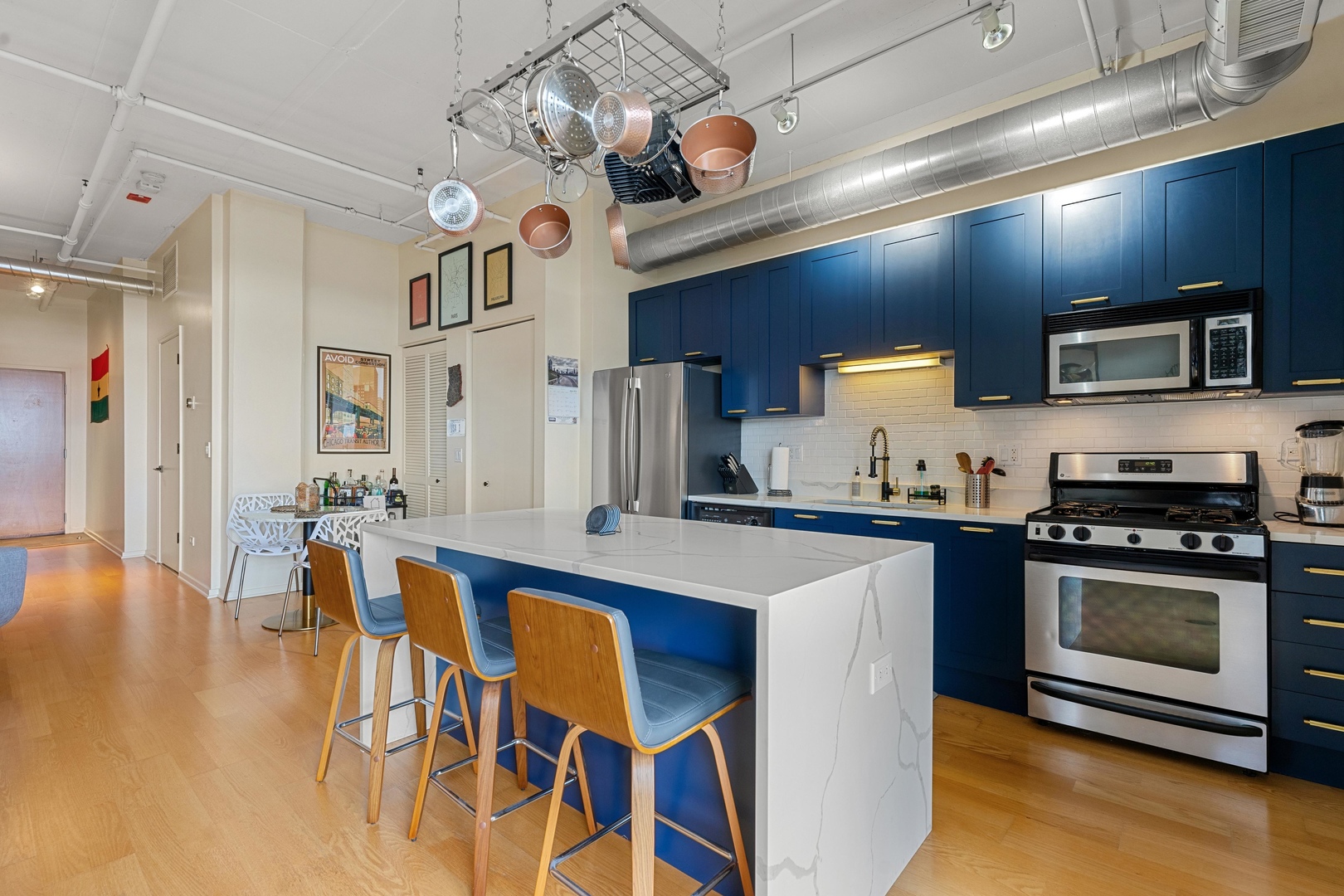 212 E Cullerton Street Unit: 1203