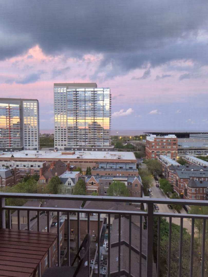 212 E Cullerton Street Unit: 1203