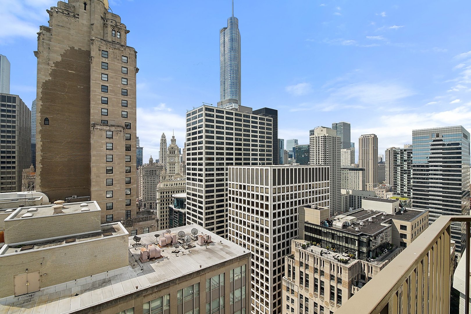 535 N MICHIGAN Avenue Unit: 3007