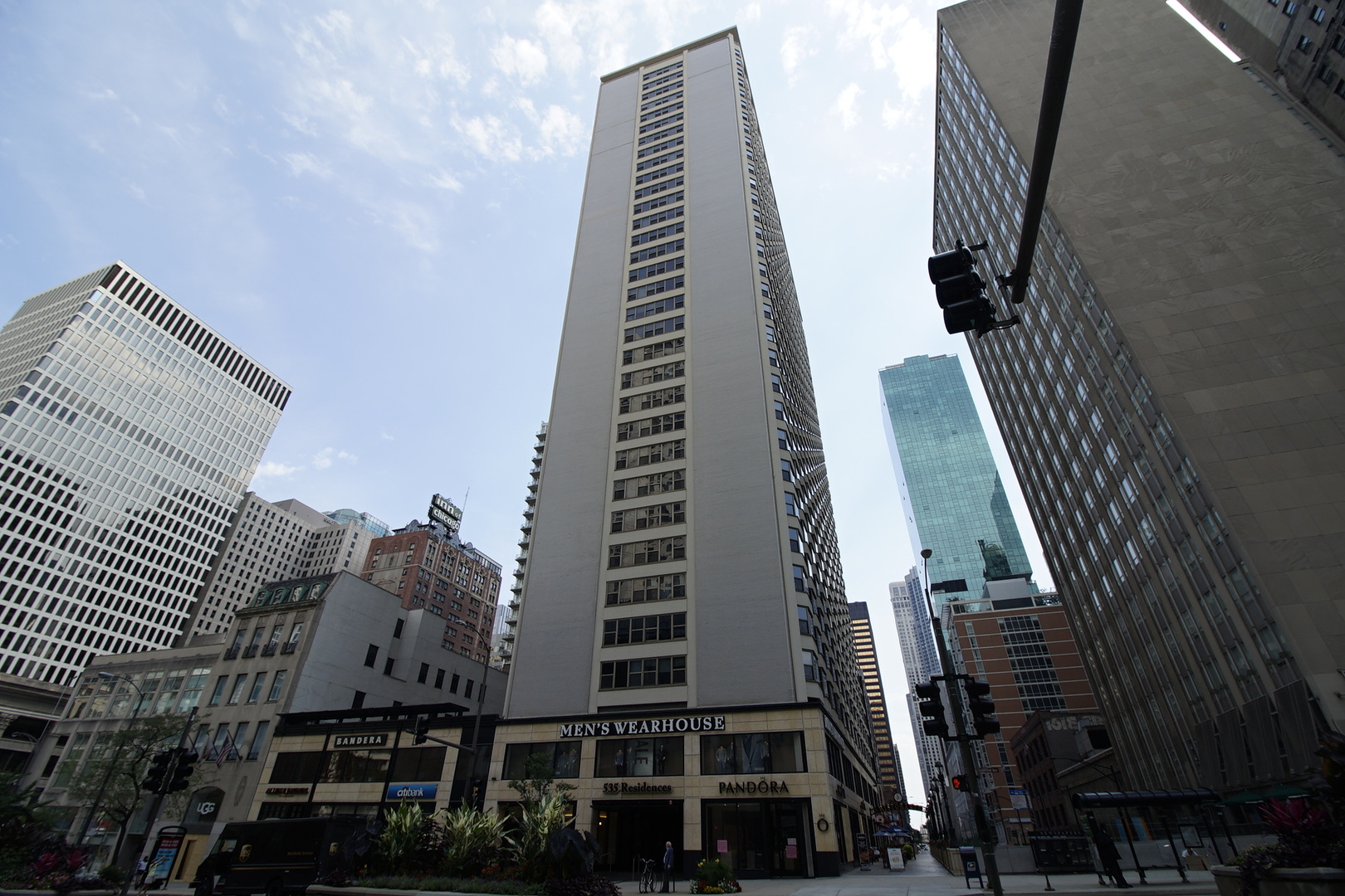 535 N MICHIGAN Avenue Unit: 3007