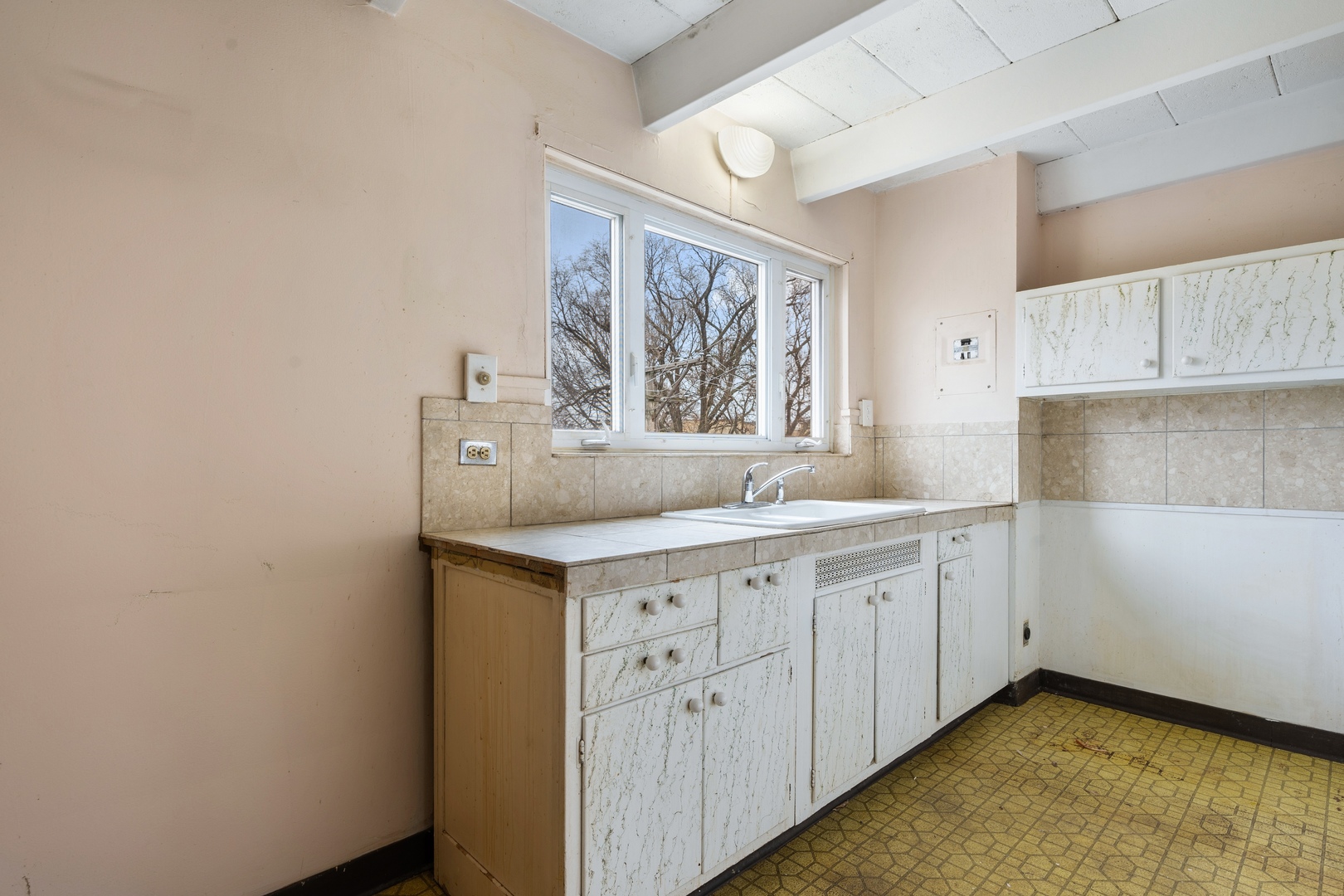 1956 W Hood Avenue Unit: 2B