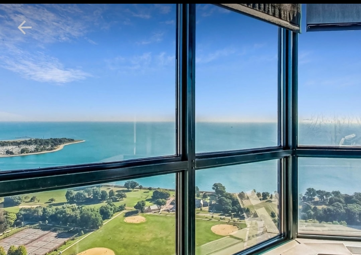 3660 N LAKE SHORE Drive Unit: 711