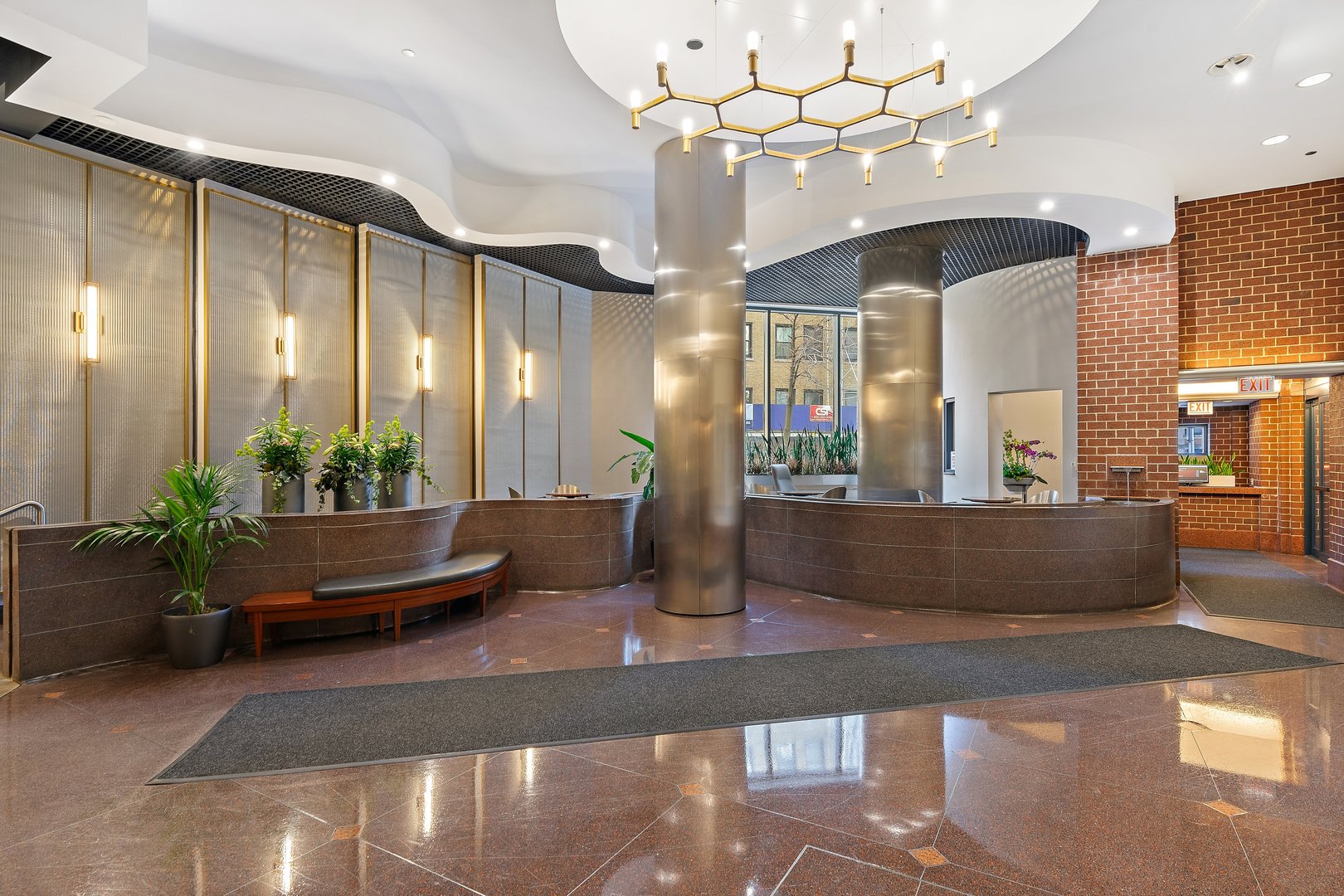 3660 N LAKE SHORE Drive Unit: 711