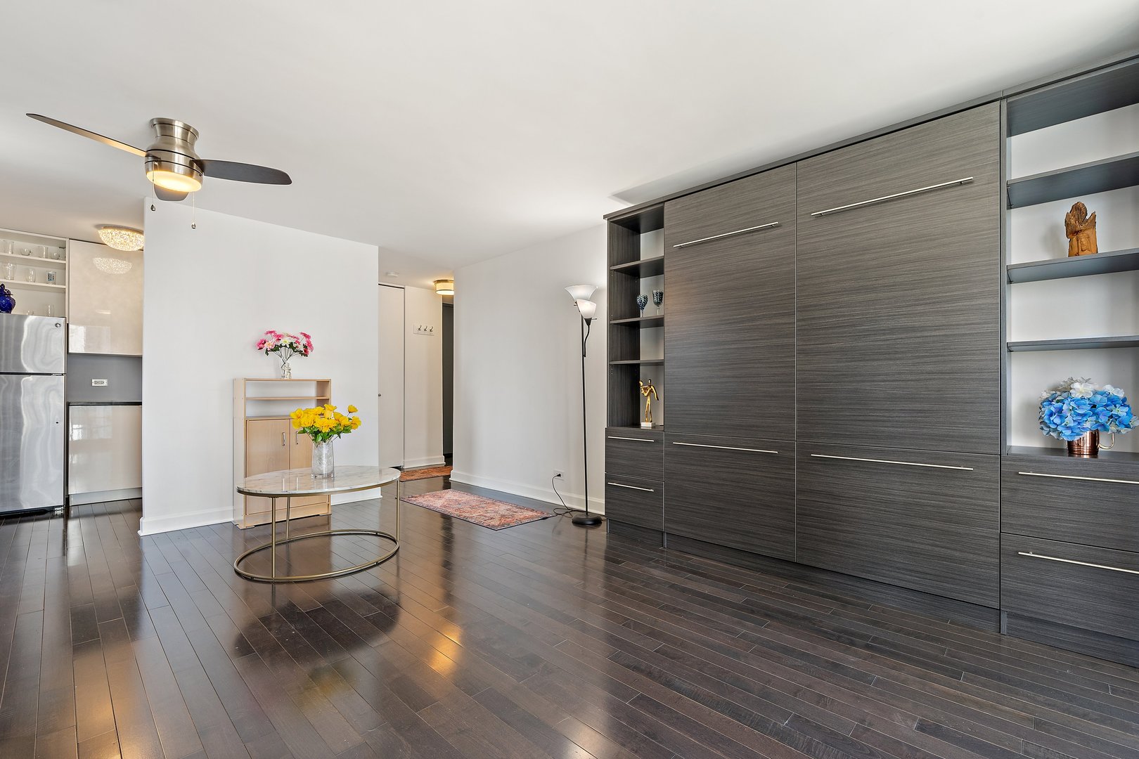 3660 N LAKE SHORE Drive Unit: 711