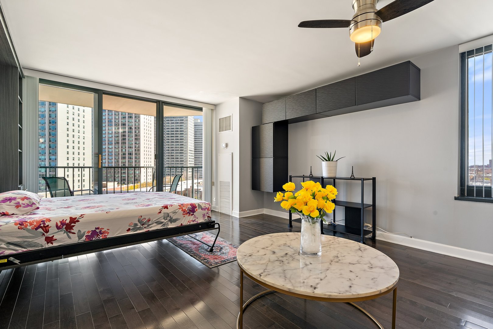 3660 N LAKE SHORE Drive Unit: 711