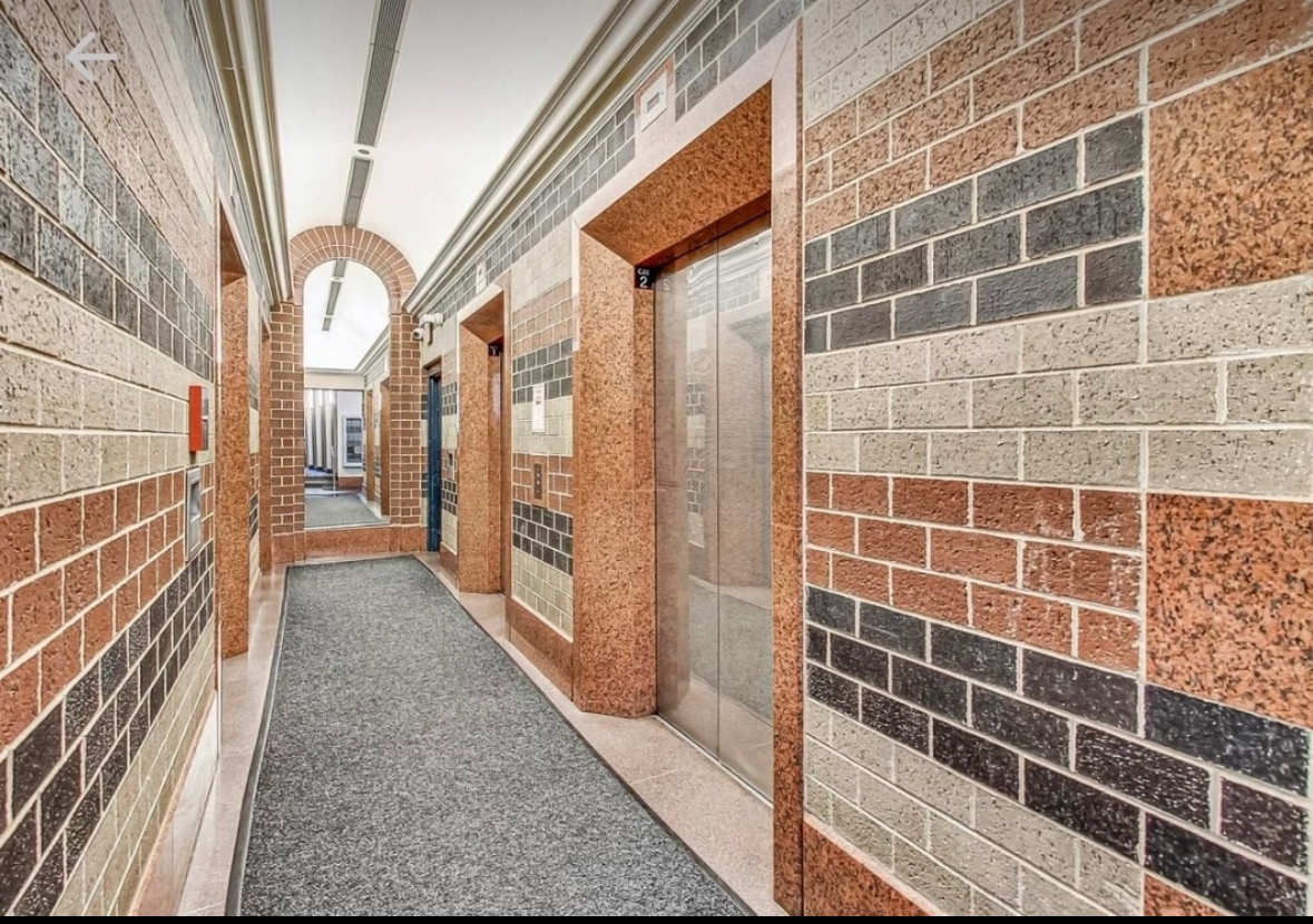 3660 N LAKE SHORE Drive Unit: 711