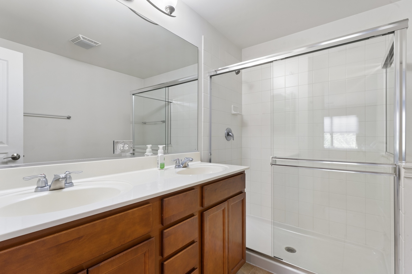 1216 Evergreen Avenue