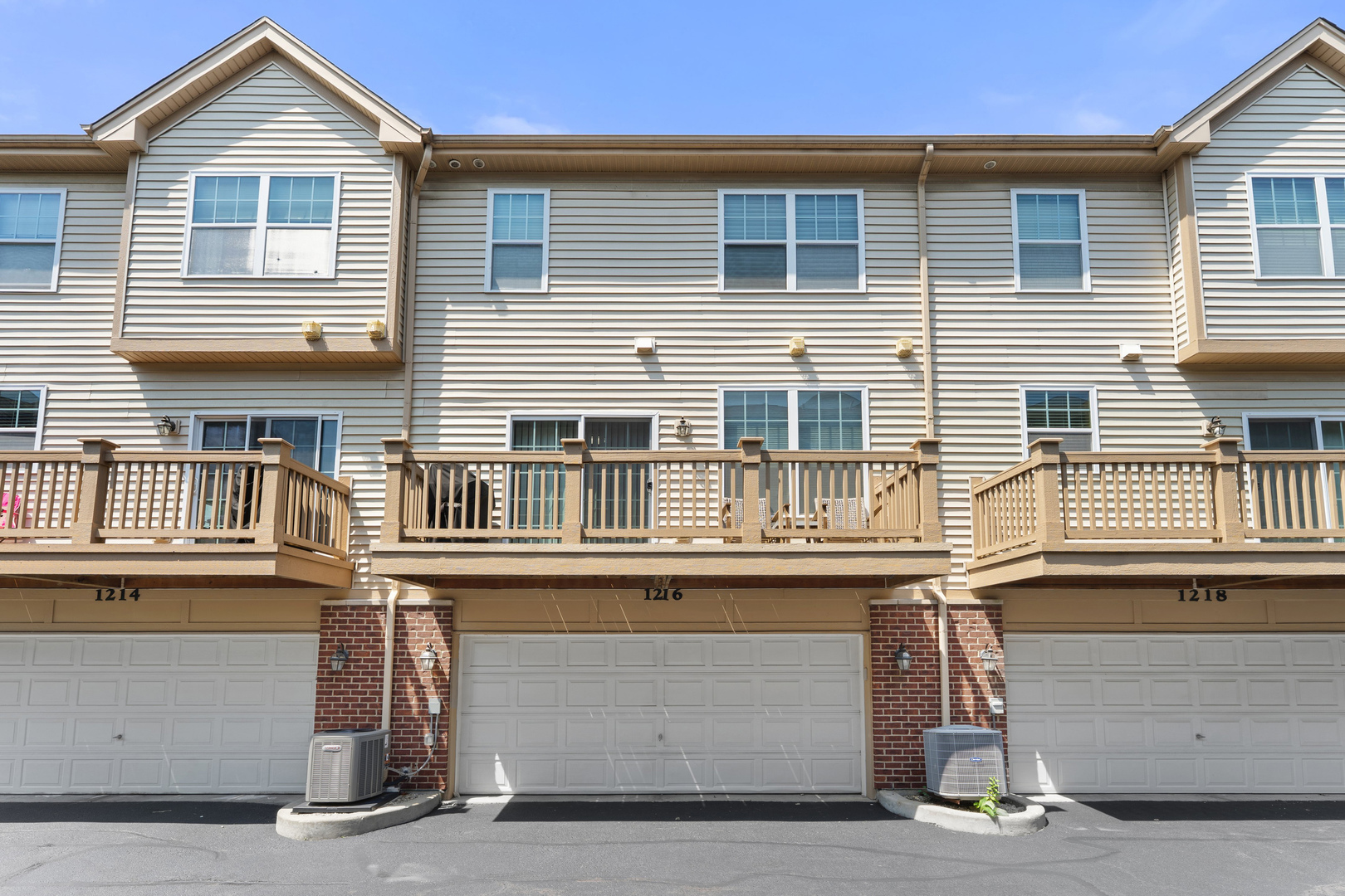 1216 Evergreen Avenue