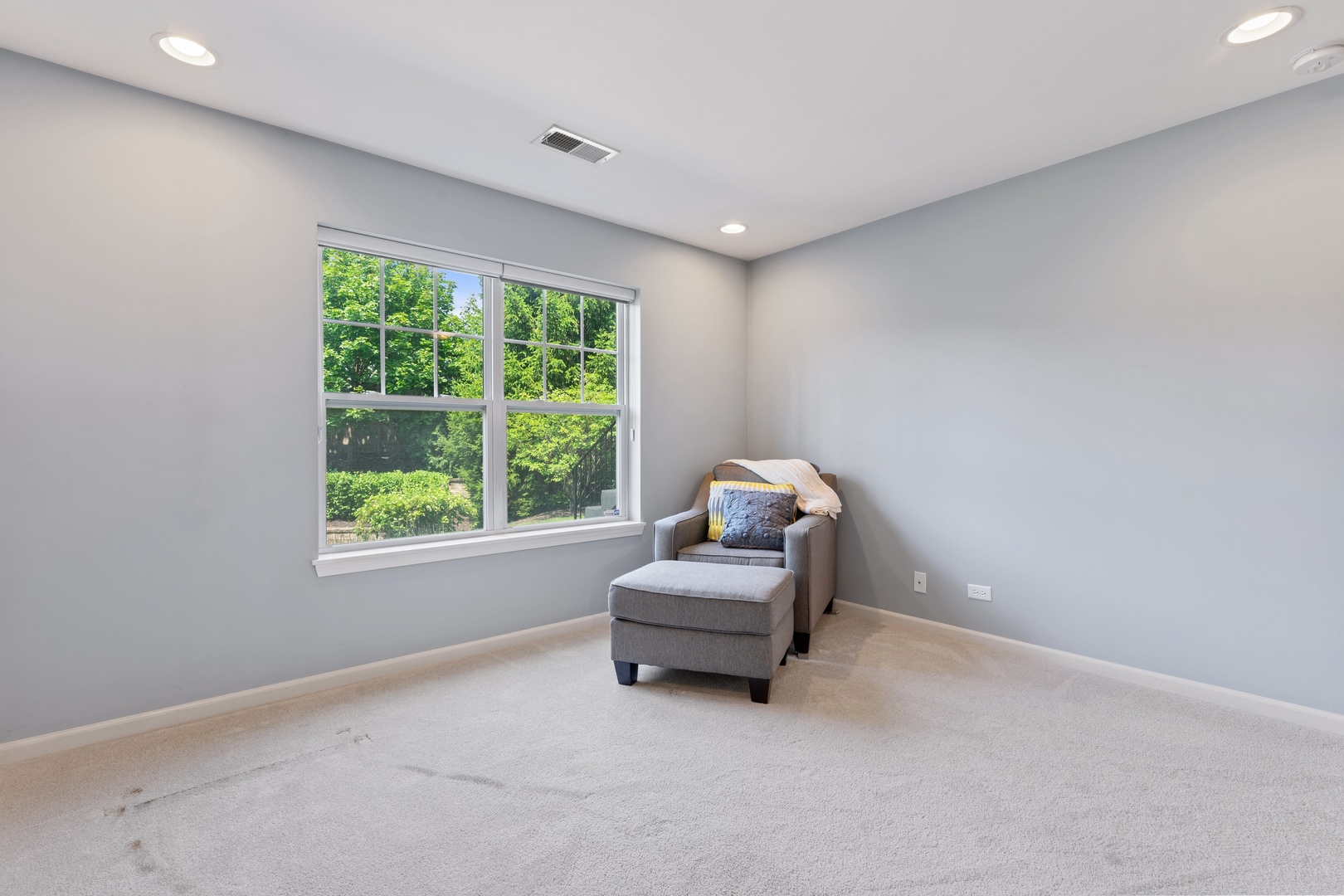 1216 Evergreen Avenue