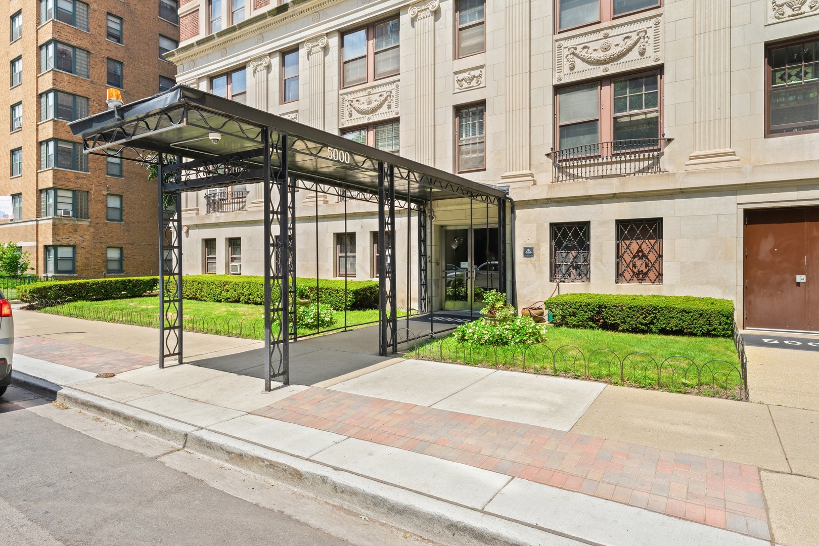 5000 N Marine Drive Unit: 7D