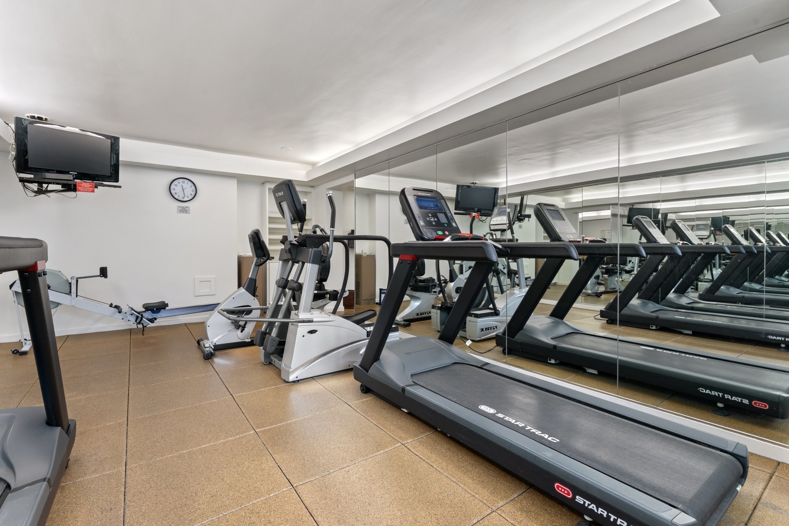 1445 N State Parkway Unit: 1904