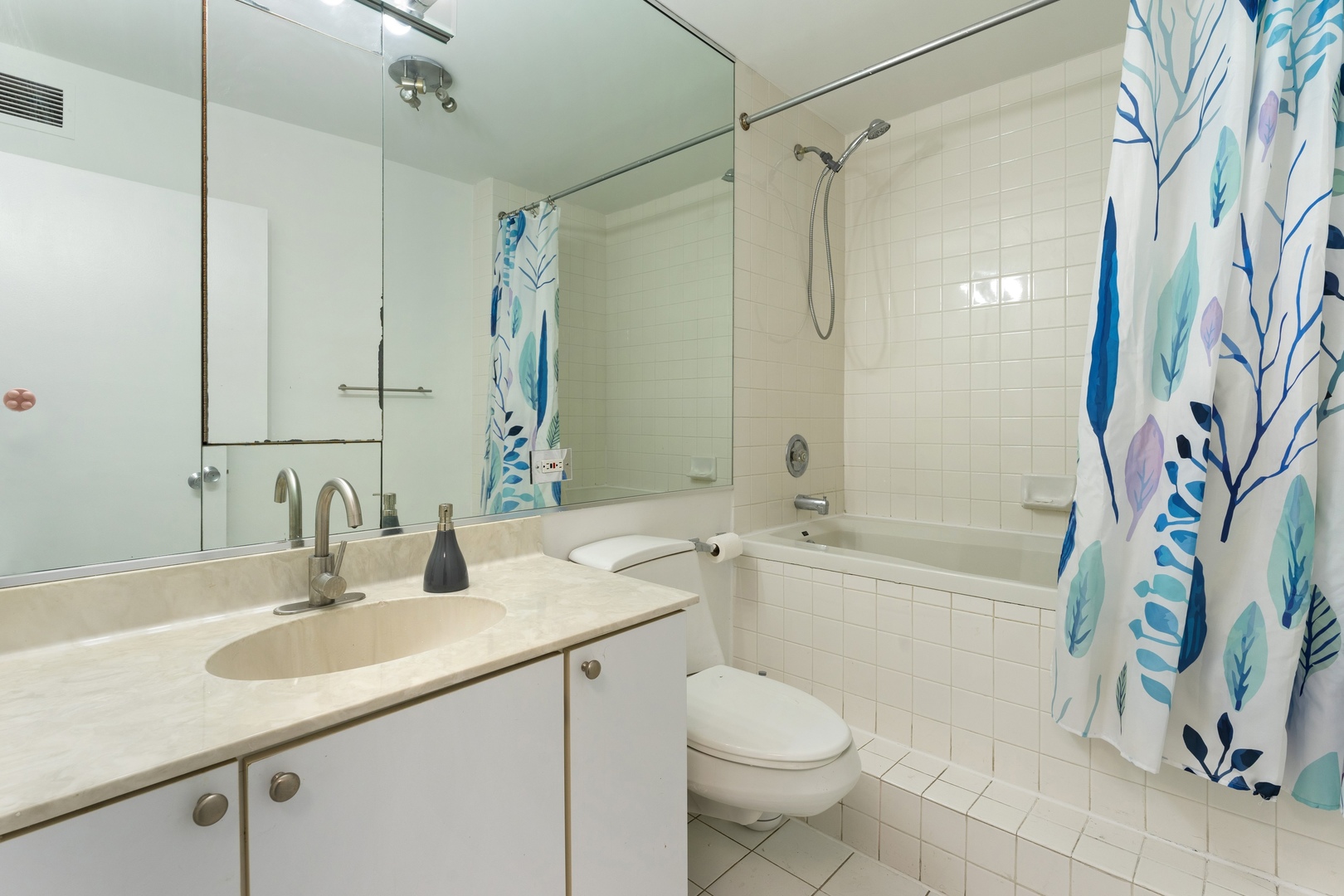 1445 N State Parkway Unit: 1904