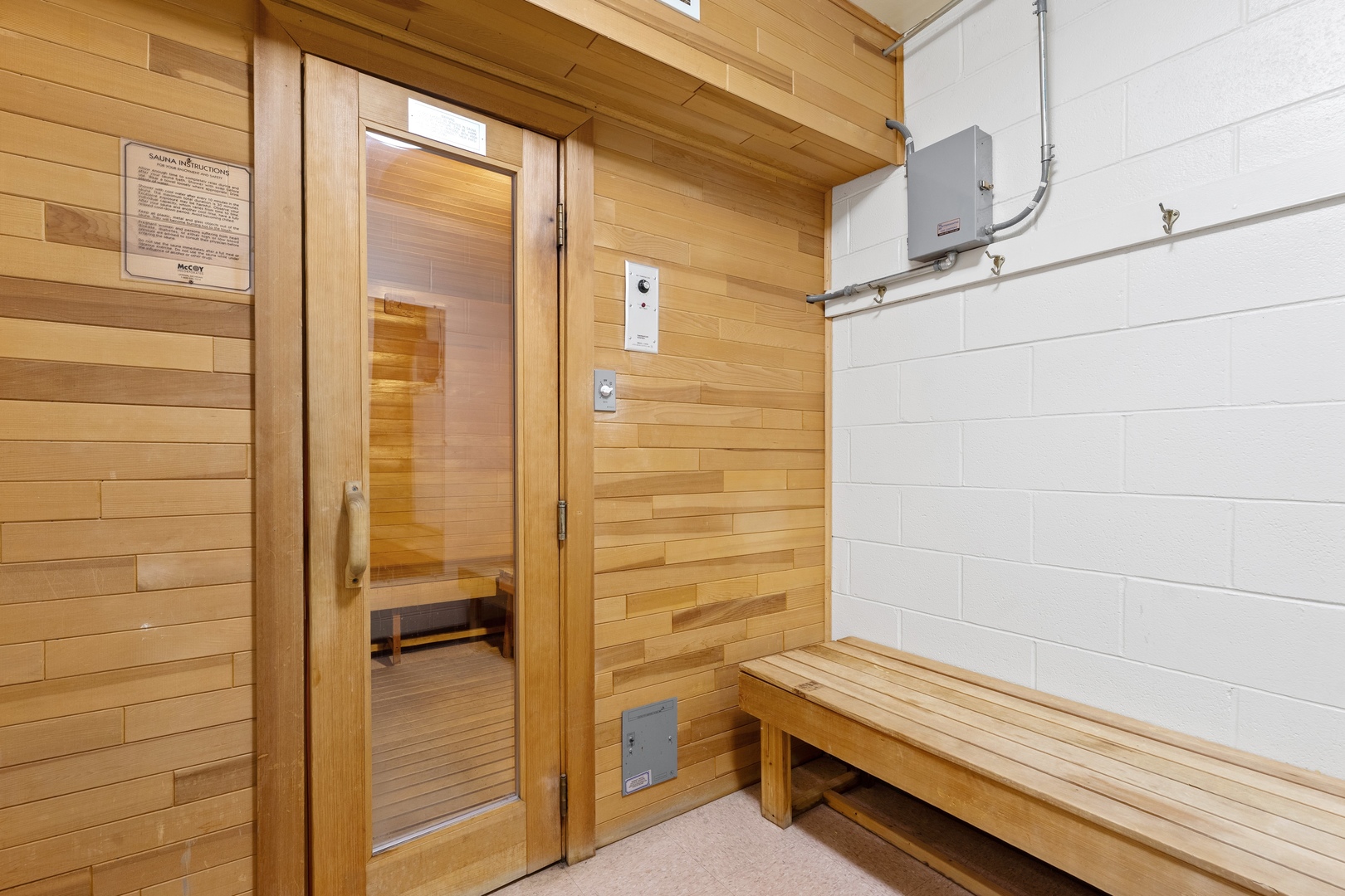 6325 N Sheridan Road Unit: 1906