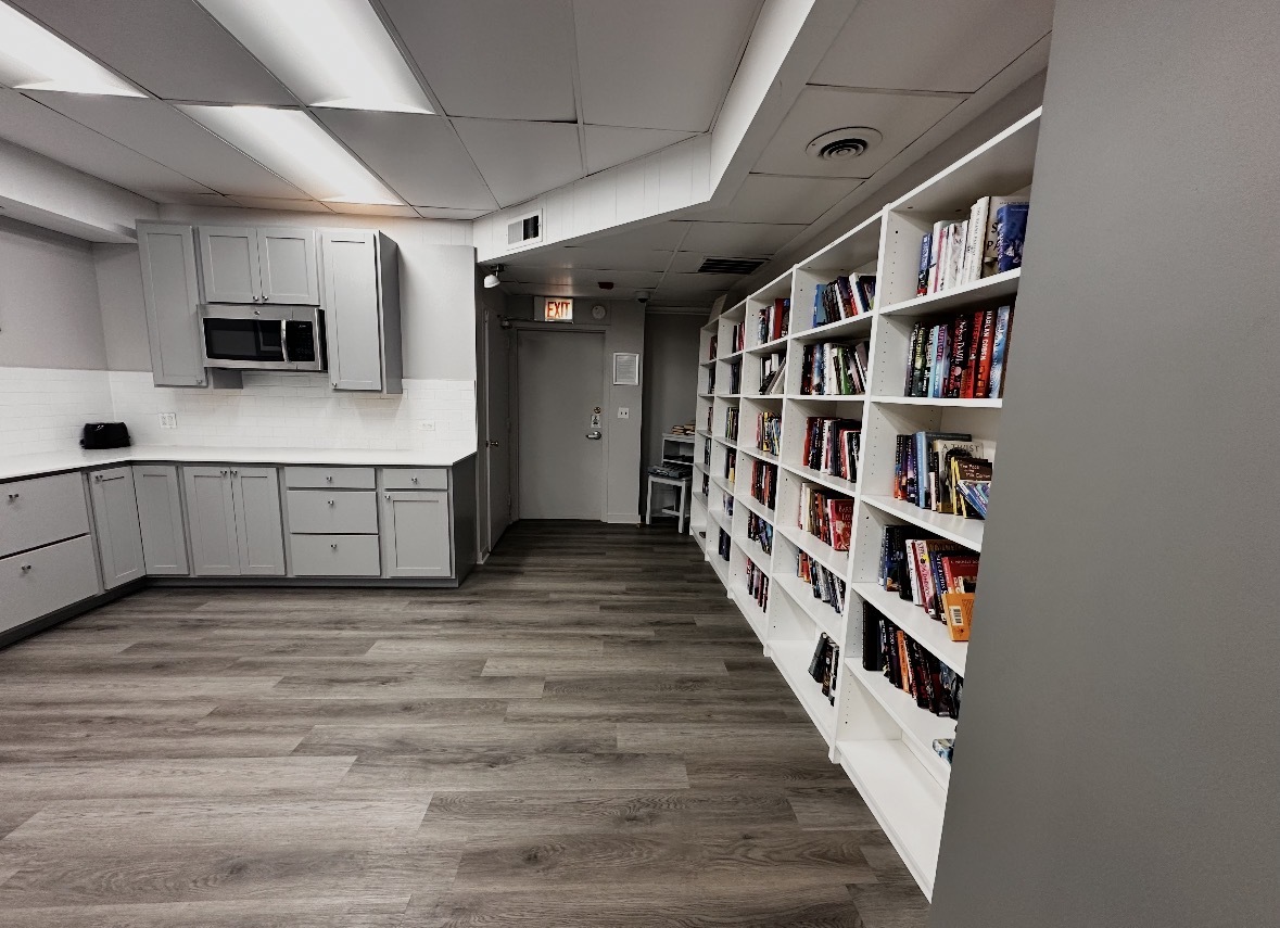 6301 N Sheridan Road Unit: 10G