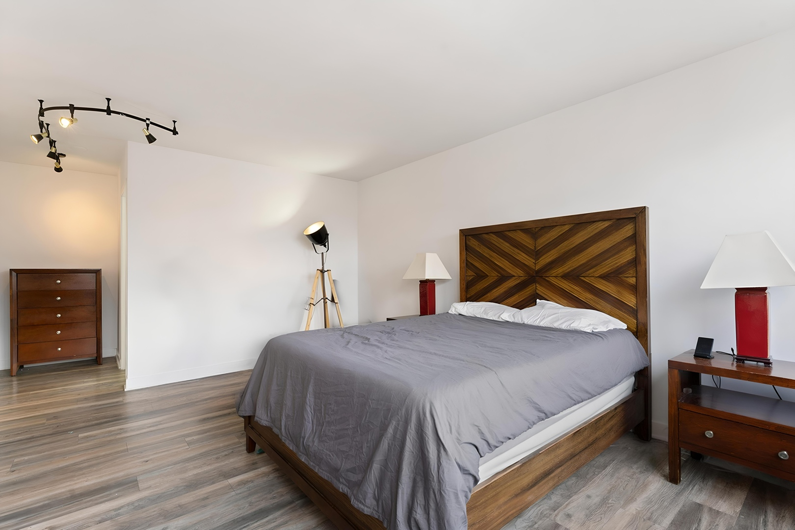 1445 N State Parkway Unit: 1904