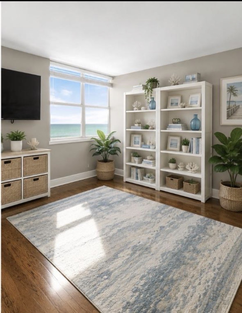 6301 N Sheridan Road Unit: 10G