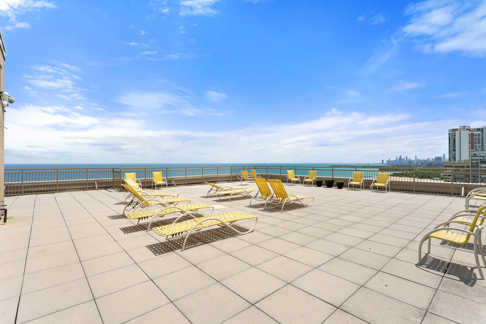 6301 N Sheridan Road Unit: 10G