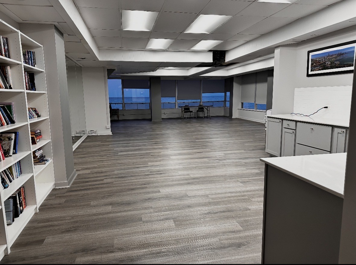 6301 N Sheridan Road Unit: 10G