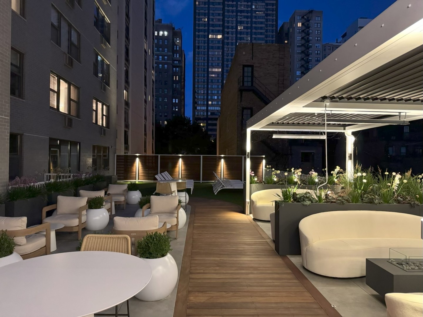 1445 N State Parkway Unit: 1904