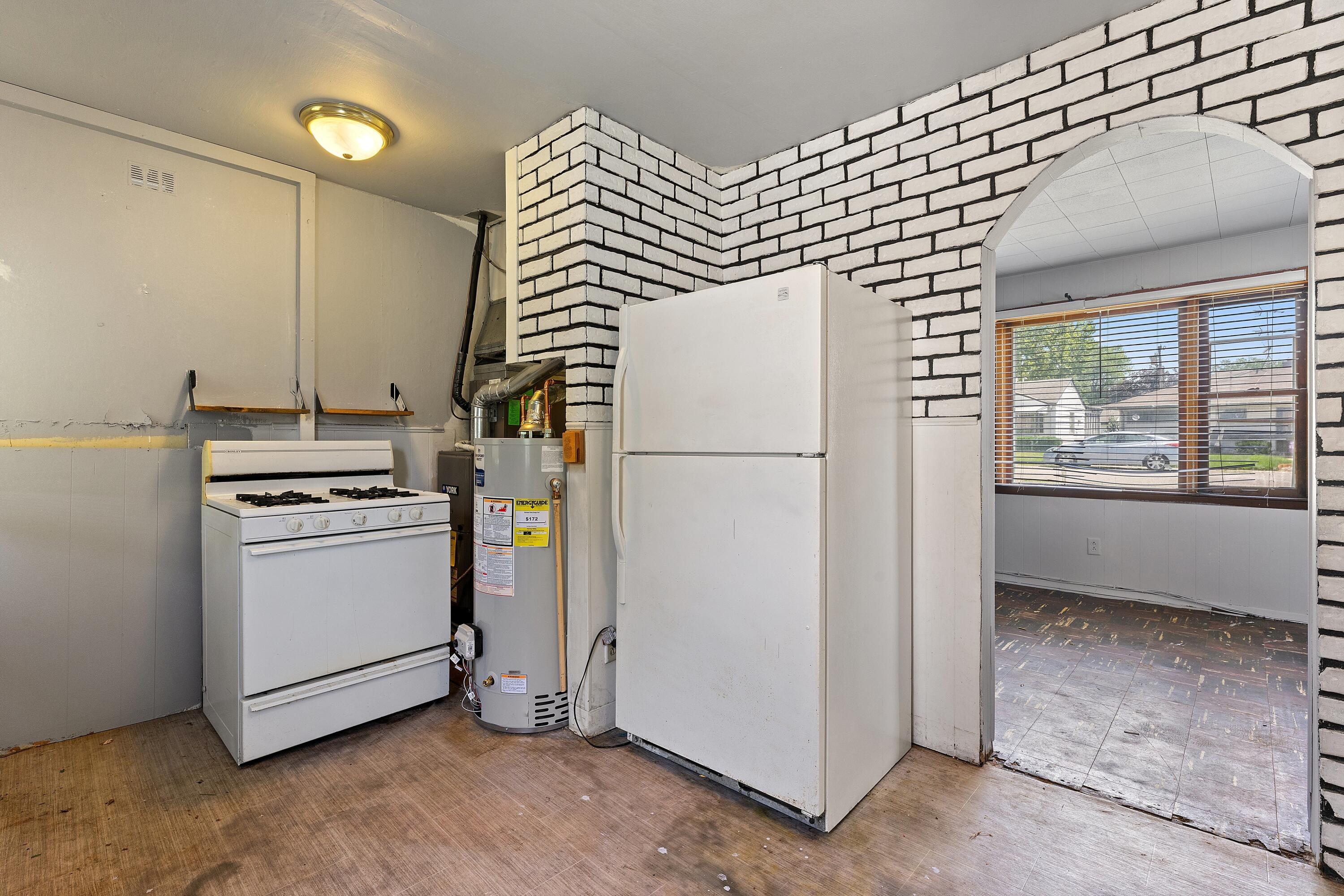 204 S Colorado Street