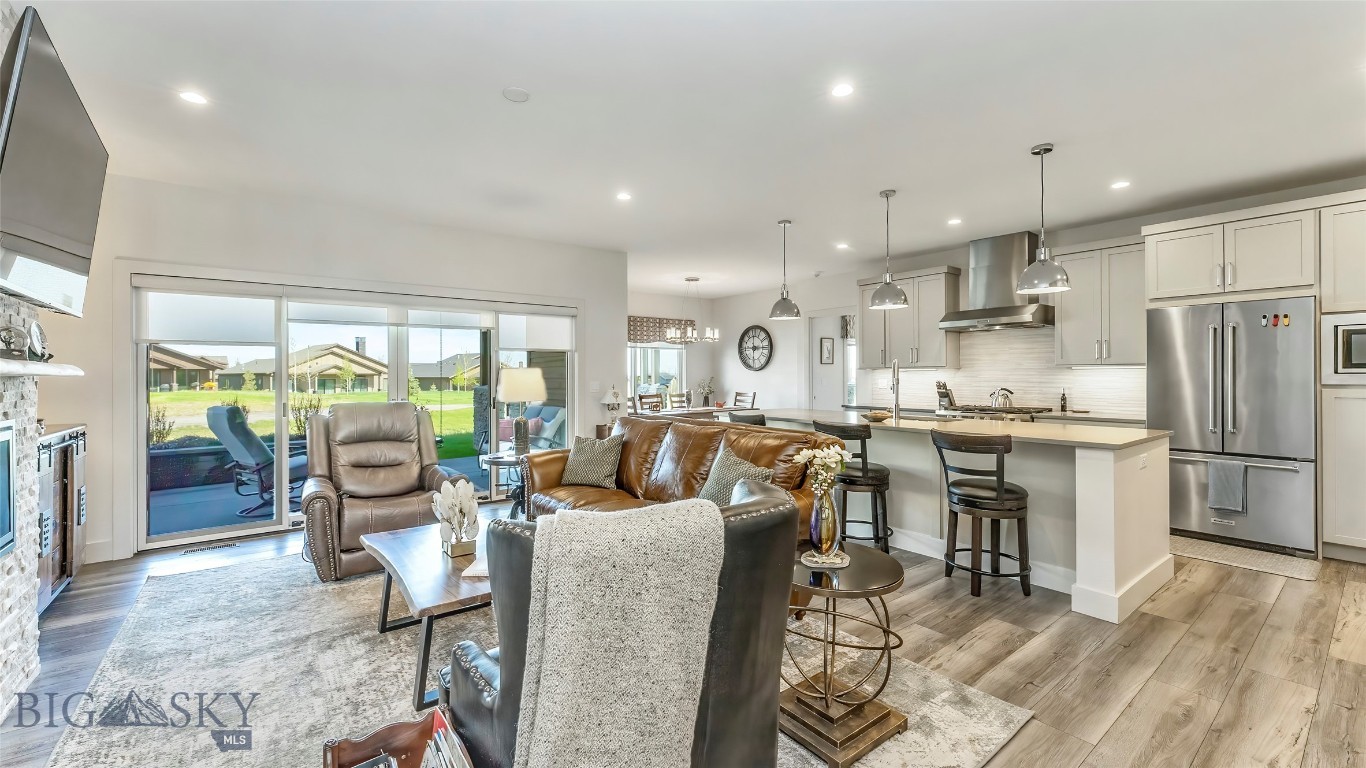 23 Wickwire Way