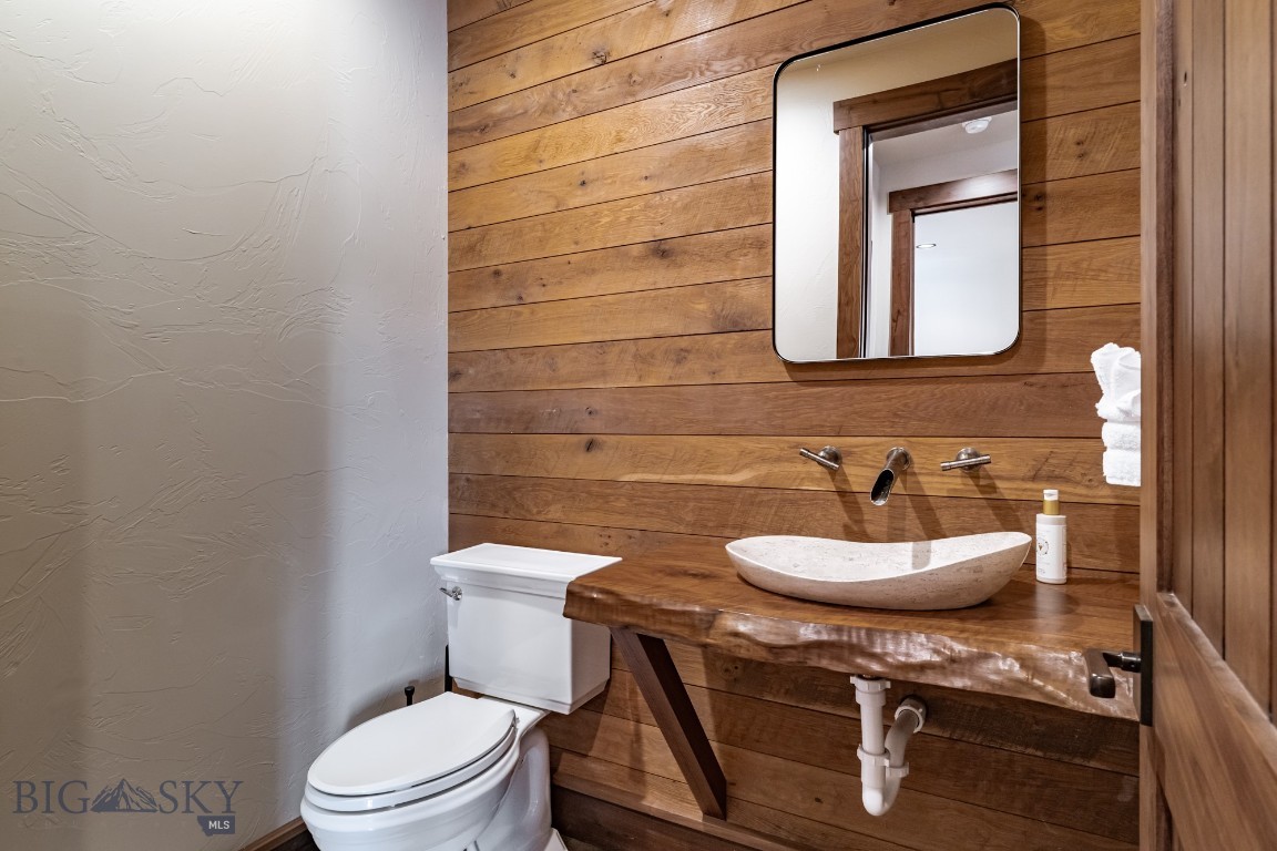 14 Upper Cascade Ridge Road 206