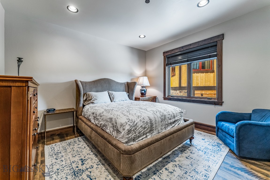 14 Upper Cascade Ridge Road 206
