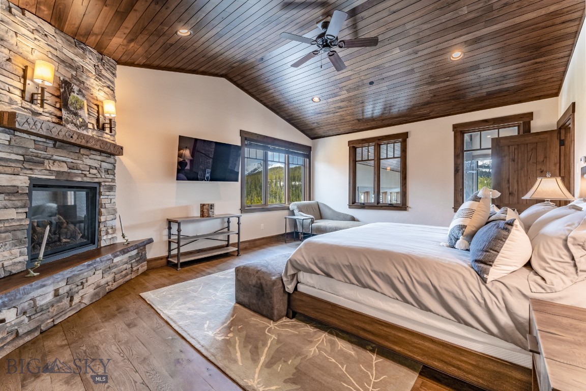 14 Upper Cascade Ridge Road 206