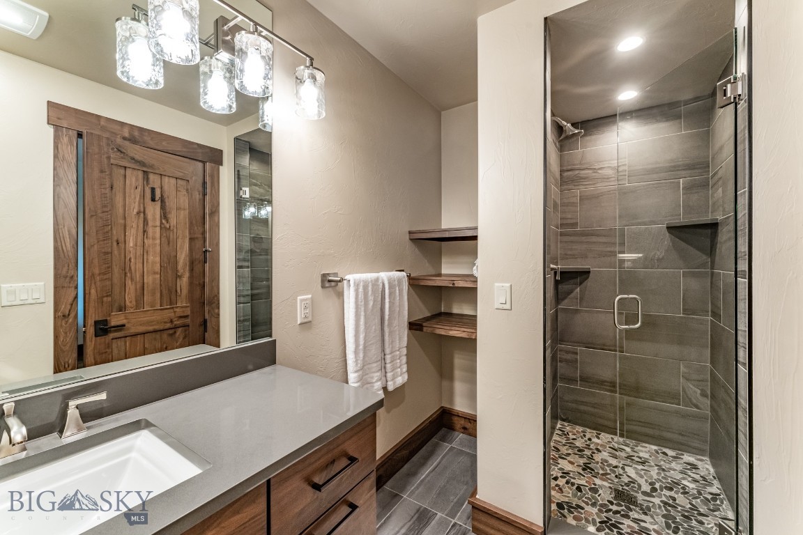 14 Upper Cascade Ridge Road 206