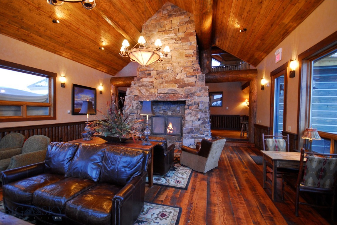 14 Upper Cascade Ridge Road 206