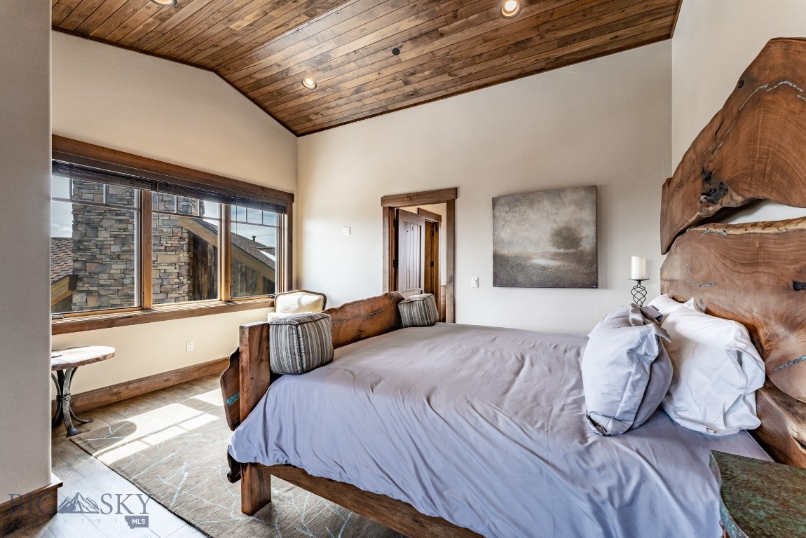 14 Upper Cascade Ridge Road 206
