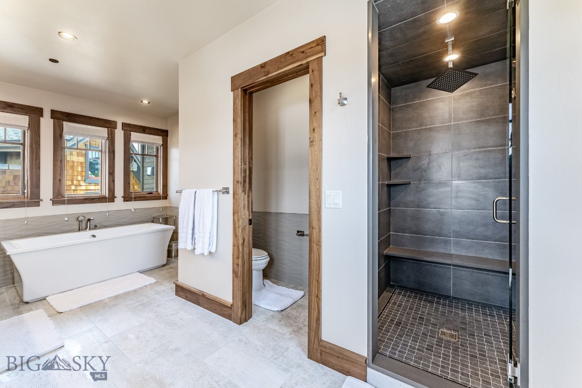 14 Upper Cascade Ridge Road 206