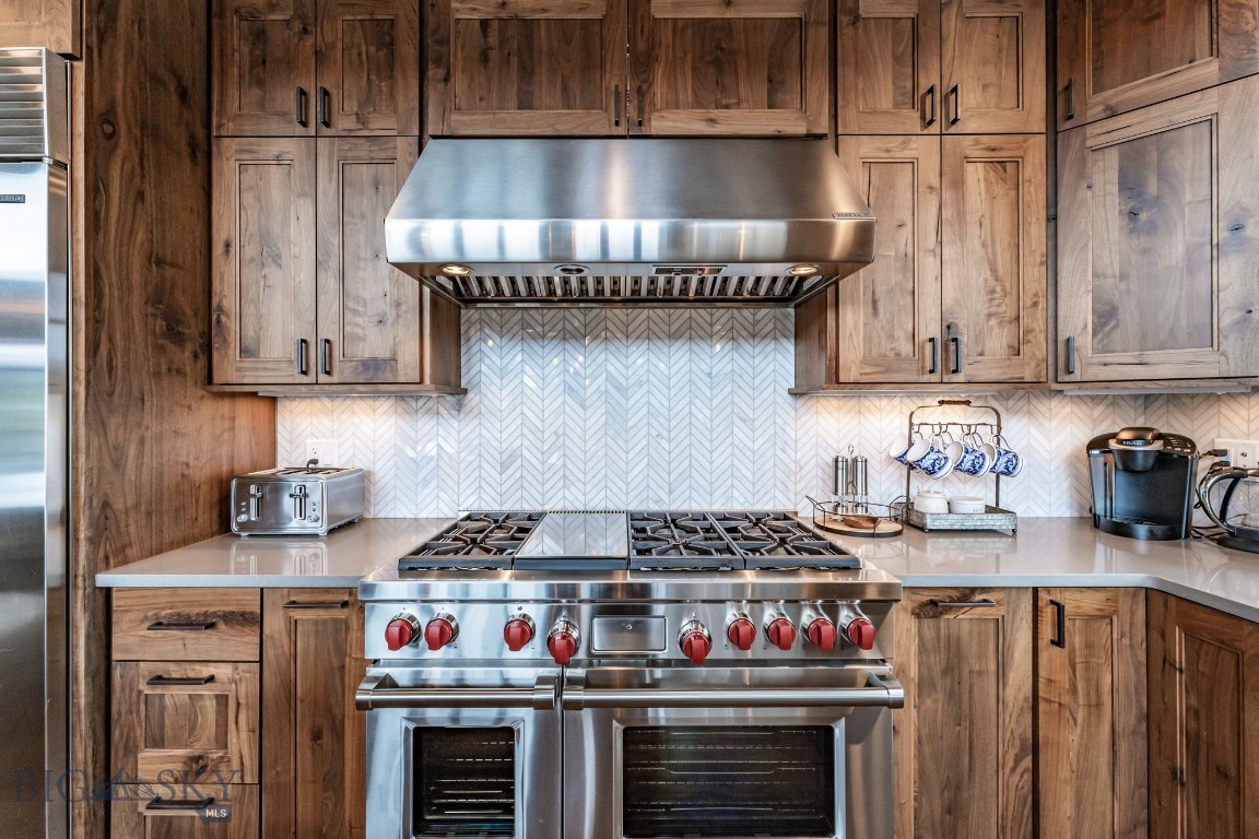 14 Upper Cascade Ridge Road 206