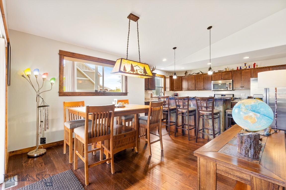 1704 Drummond Boulevard