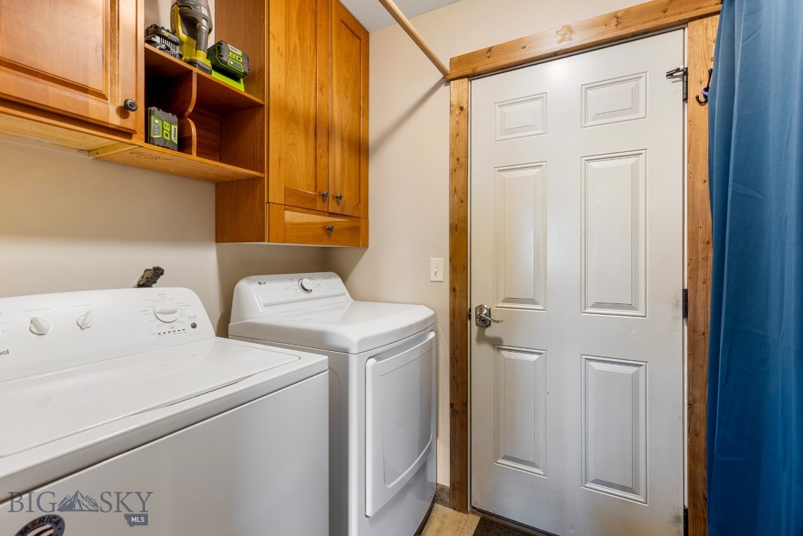 1704 Drummond Boulevard