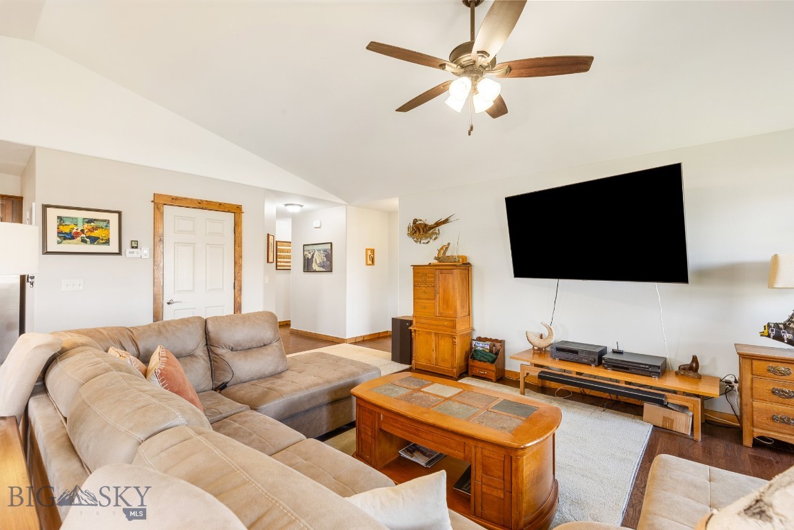 1704 Drummond Boulevard