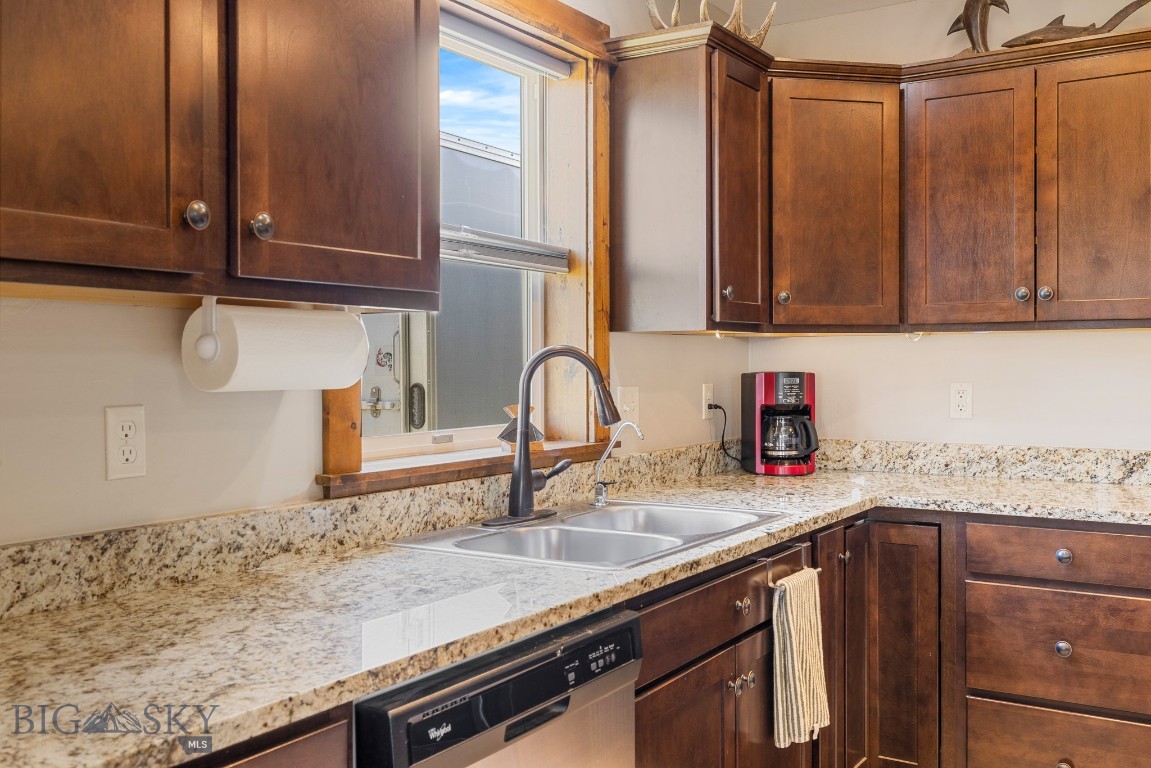 1704 Drummond Boulevard