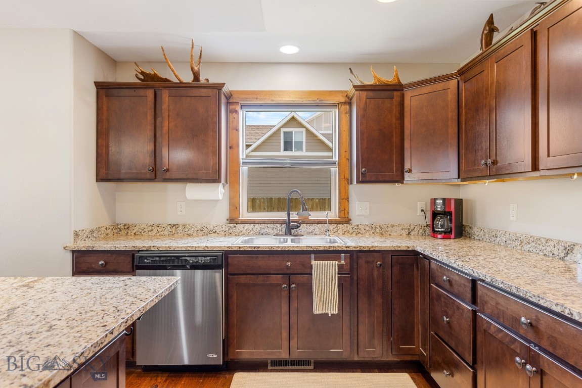 1704 Drummond Boulevard