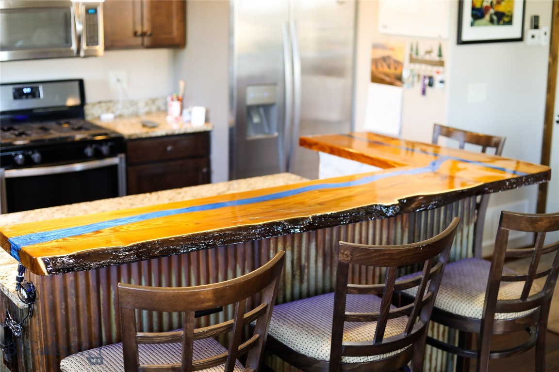 1704 Drummond Boulevard