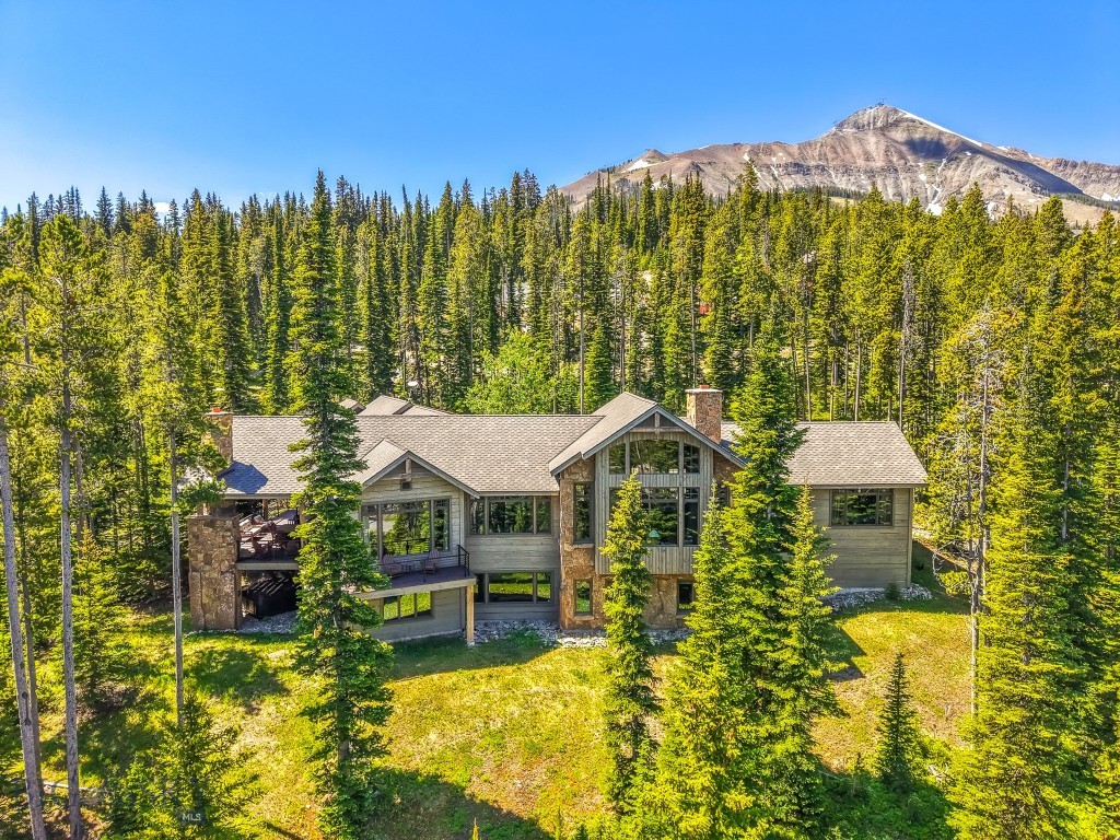 83 Peaks View Drive