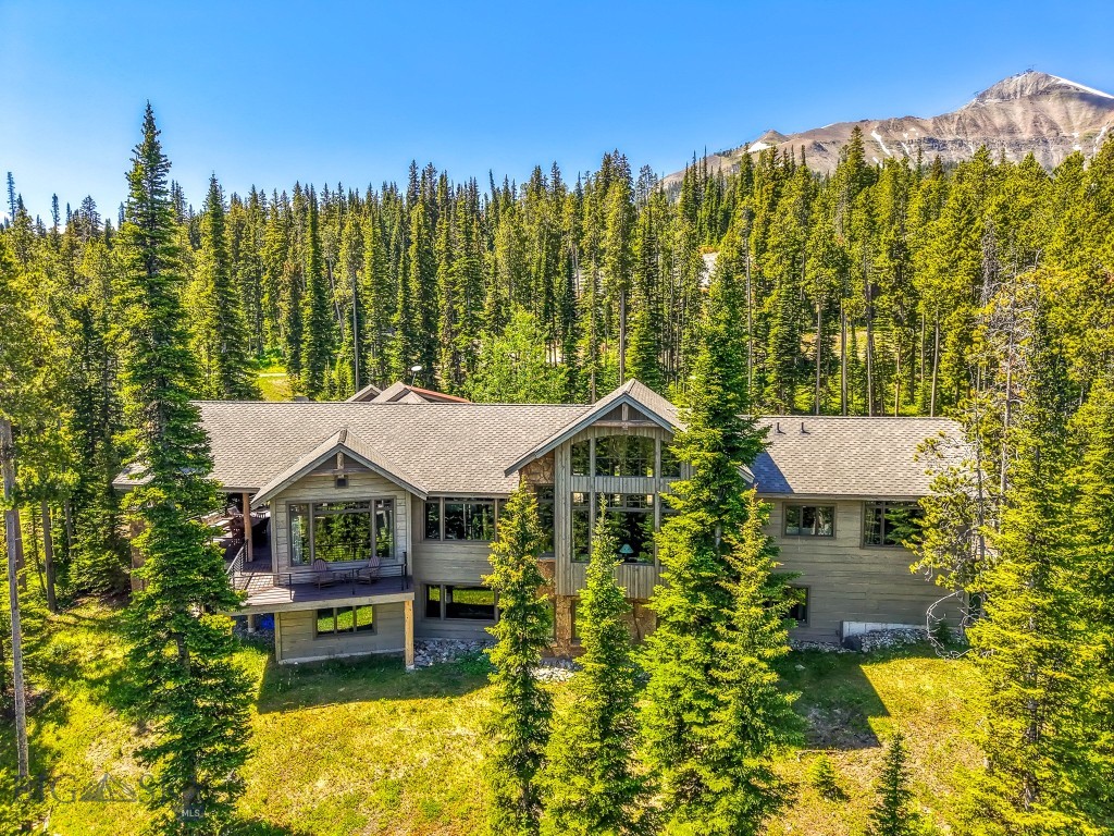 83 Peaks View Drive