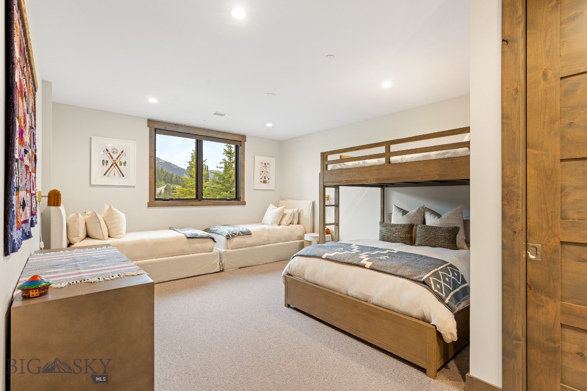 580 Outlook Trail 42