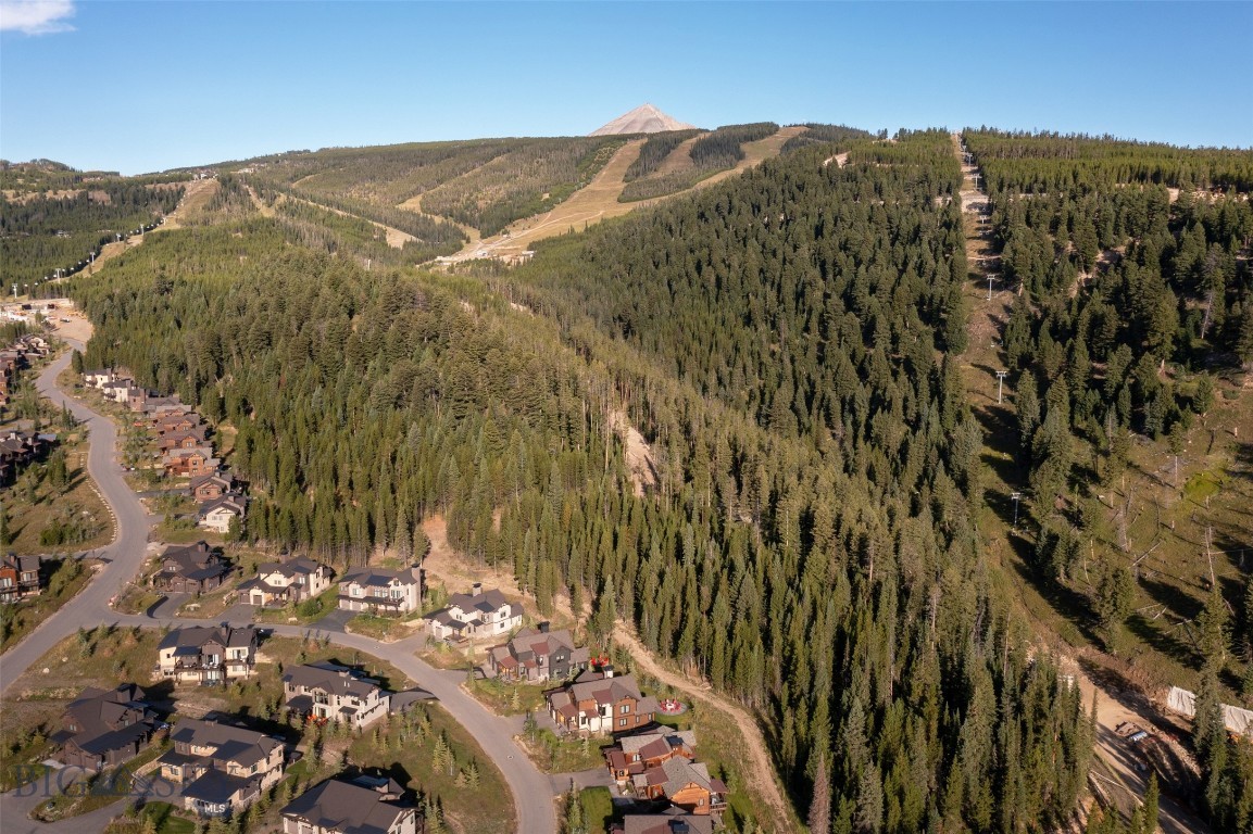 85 North Outlook Loop