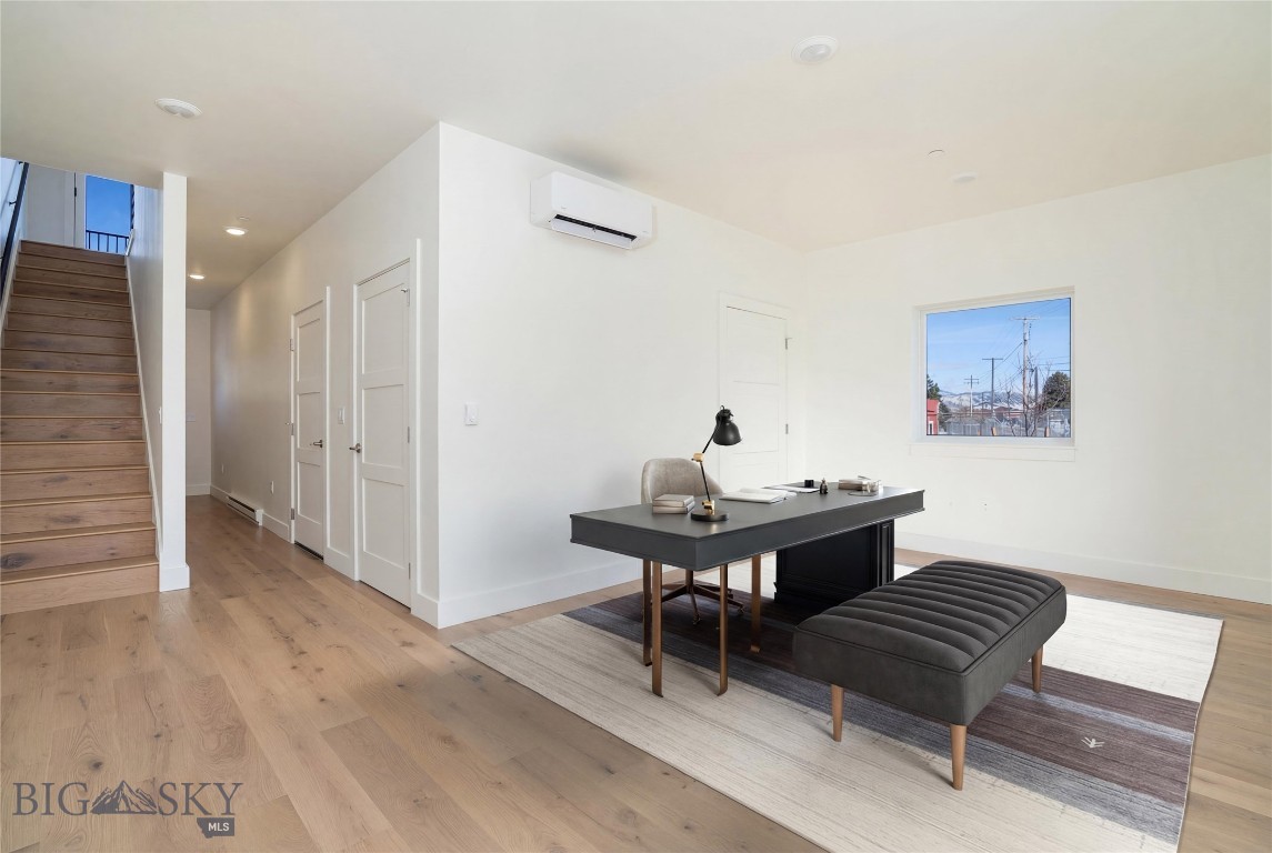 1610 W Beall Street E