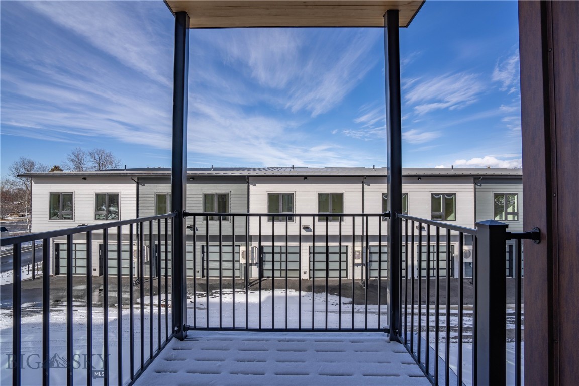 1610 W Beall Street E