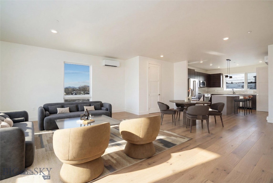 1610 W Beall Street E