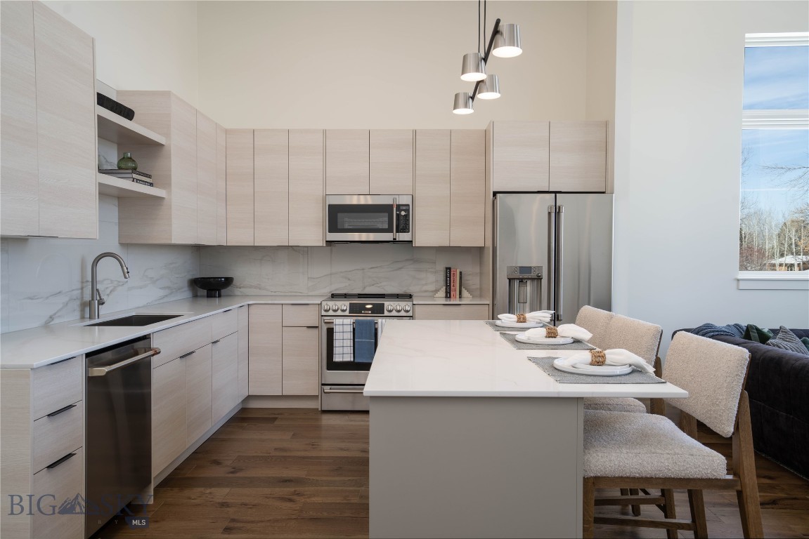 1608 W Beall Street F